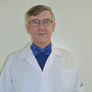 Dr. José Tavares