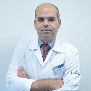 Dr. Luís Adão