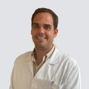 Dr. André Carvalho