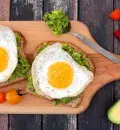 Os ovos podem fazer parte de algumas dietas e são benéficos em hipertensos.