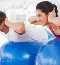 Corrida, natação, ciclismo, ioga... Escolha o exercício físico certo com os conselhos de uma especialista. 