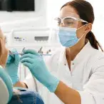Endodontia: o que é uma desvitalização dentária?