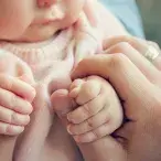 Como medir a febre dos bebés e das crianças?