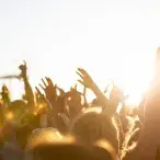 Para que possa desfrutar dos festivais de verão com saúde, siga os conselhos de Bruno Matos, um dos coordenadores do Apoio Médico Lusíadas ao Rock in Rio.