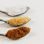 O açúcar mascavado está presente naturalmente em alguns alimentos