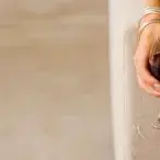 Distúrbios psicológicos e isolamento são frequentemente a causa do alcoolismo nas mulheres