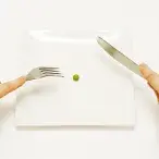 Em distúrbios alimentares como a anorexia e a bulimia, parte do tratamento passa por uma reeducação alimentar. 