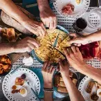 Comer demais é muito fácil. Mas existem estratégias que o vão ajudar a fazer escolhas mais saudáveis e equilibradas