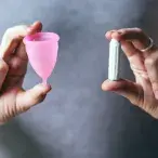 Copo menstrual: vantagens e desvantagens