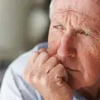 Depressão na terceira idade: quais são os sintomas a que deve estar atento?