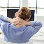7 erros no trabalho que fazem mal à saúde