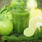 A moda dos batidos à base de frutos e vegetais chegou recentemente. Esta dieta detox é vista por muitos como a solução ideal para uma alimentação saudável e uma perda de peso rápida e efetiva. Mas será realmente assim?